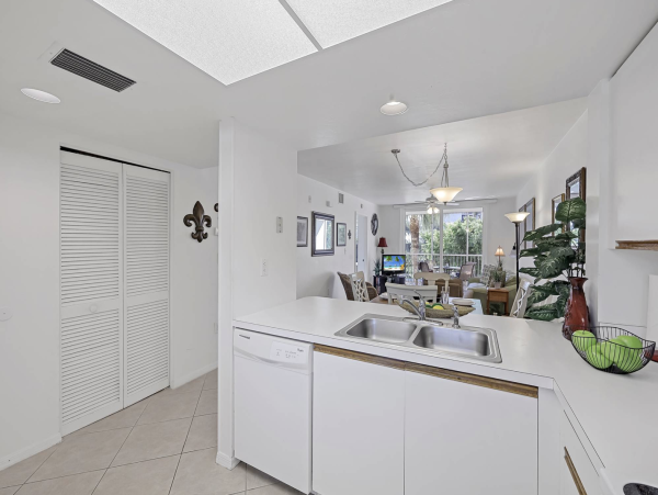 Marco Island Vacation Rental Beach Across the Street